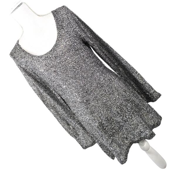 BELLDINI! SILVER & BLACK MARLED KNIT, SILVER MINI-SEQUINNED SWEATER DRESS! SZ L - Picture 1 of 9